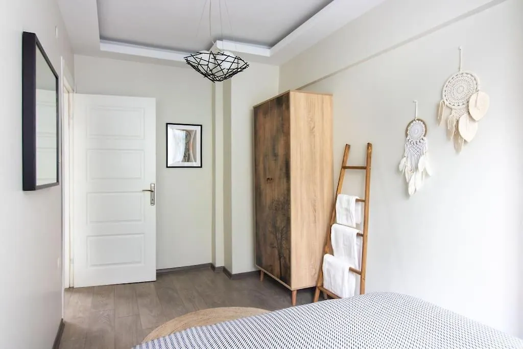 Pretty Corner Flat With Abundant Light In Kadikoy Apartment Istanbul Turkey